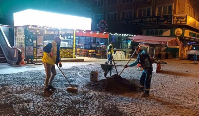 Kocaeli Yol Bakım Timi gece gündüz demeden çalışıyor