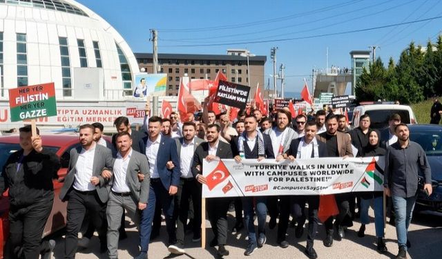 Kocaeli'de üniversite öğrencilerinden İsrail protestosu