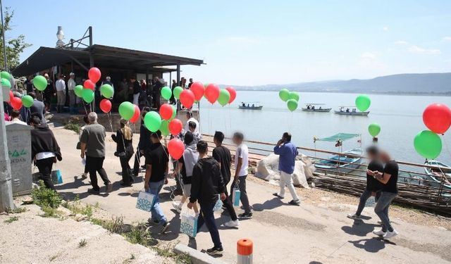 Özgürlük balon uçurarak kutlandı