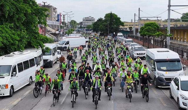 Sakarya'da pedallar şehrin merkezinde döndü