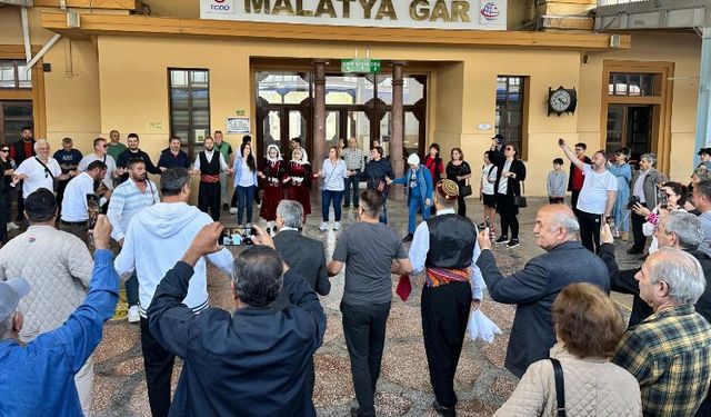 Turistik trenin ilk durağı Malatya