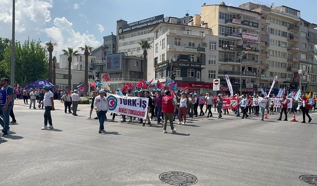 1 Mayıs Denizli’de coşkuyla kutlandı