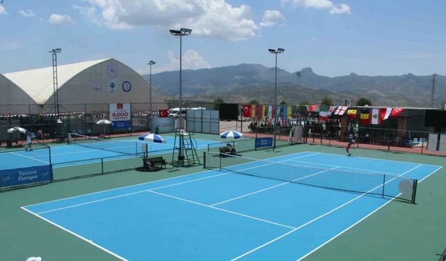 3. Uluslararası Cudi Cup Tenis Turnuvası “Cudi ve Gabar” kortlarında devam ediyor