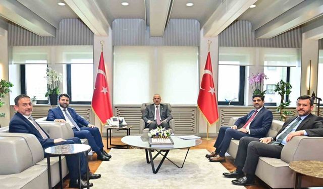 AK Parti Karabük heyeti Bakan Uraloğlu ile görüştü