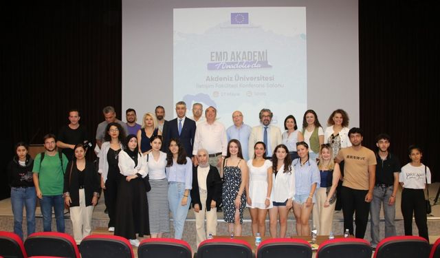 Akdeniz İletişim Fakültesi’nde Ekonomi Muhabirleri semineri