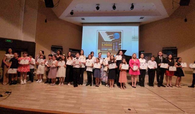 Akdeniz Üniversitesi Piyano Öğrencileri Festivali düzenlendi