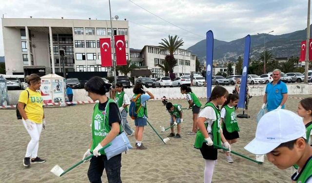 Alanya’da yılın ilk çöp kategorize çalışması yapıldı