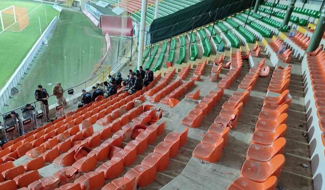 Alanyaspor, Antalyaspor taraftarının stada verdiği zarar için TFF’ ye başvuruda bulundu