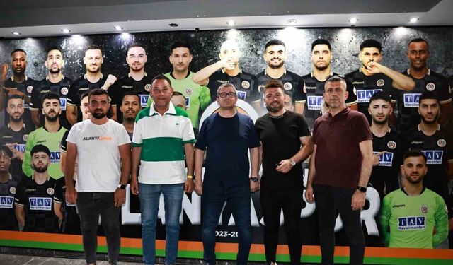 Alanyaspor yönetiminden, Beşiktaş maçı için taraftara çağrı