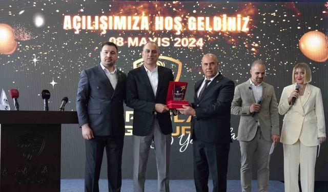 Alparslan Group’tan çiftçilere muhteşem showroom