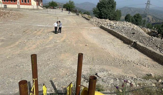 Anadağ köyündeki 24 sınıflı okul binasının yapımına başlandı