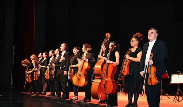 Antalya 14. Uluslararası Tiyatro Festivali perdeyi açtı