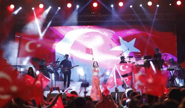Aydın Büyükşehir Belediyesi 19 Mayıs’ı binlerce Aydınlıyla kutladı