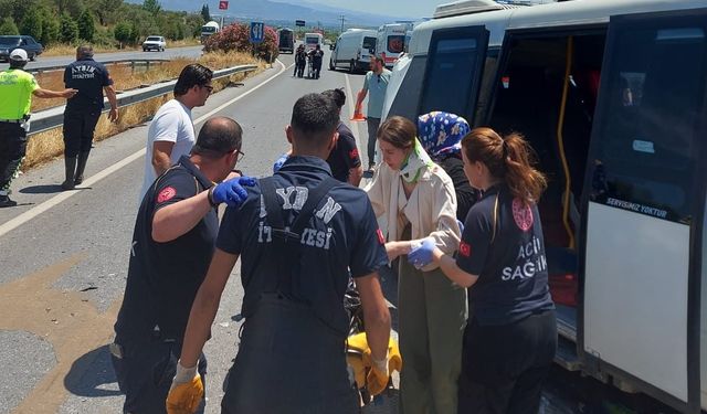 Aydın’da trafik kazası: 17 yaralı