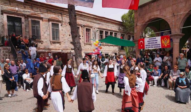 Ayvalık, Teferic ve balkan renkleriyle şenlendi