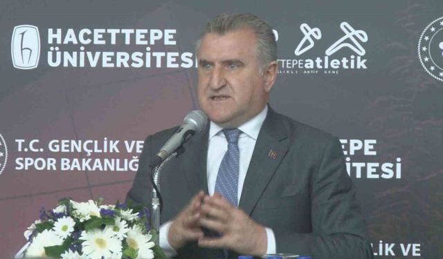 Bakan Bak: "Türkiye son 22 yılda sporda devrim yaşamaktadır"