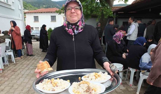 Balıkesir’de geleneksel çiftçi hayrı yüzlerce vatandaşı buluşturdu