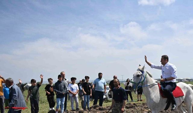 Başkan Akın, hayırlarda vatandaşlarla bir araya geldi