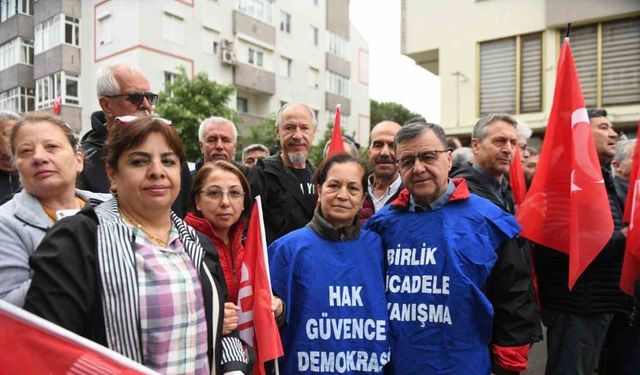 Başkan Şehirli 1 Mayıs’ta emekçilerle birlikte yürüdü