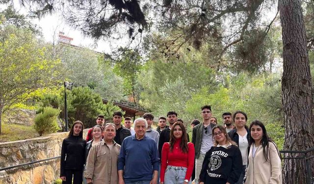 Burhaniye’de MYO ‘an Kazdağlarına turizm teknik gezisi