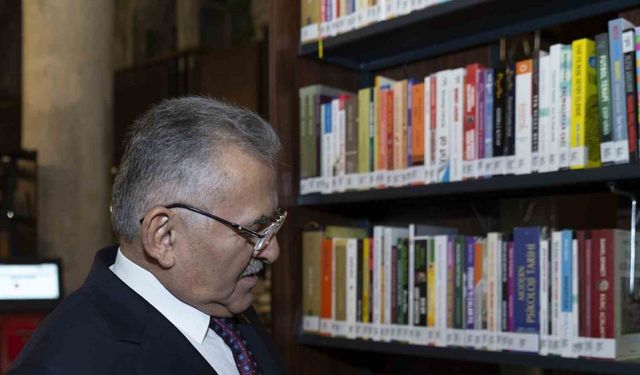 Büyükkılıç’tan "Kitap Kafe" Projesi