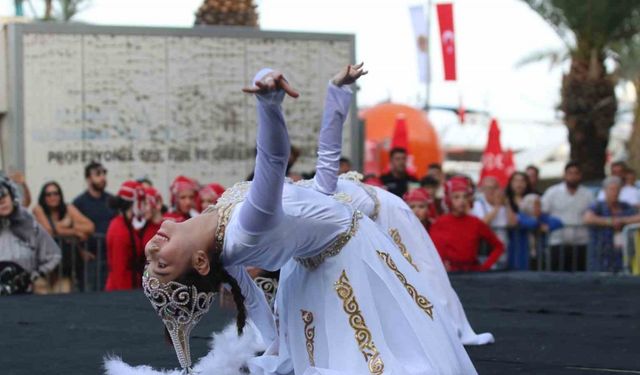 Coşkulu gençlik festivali