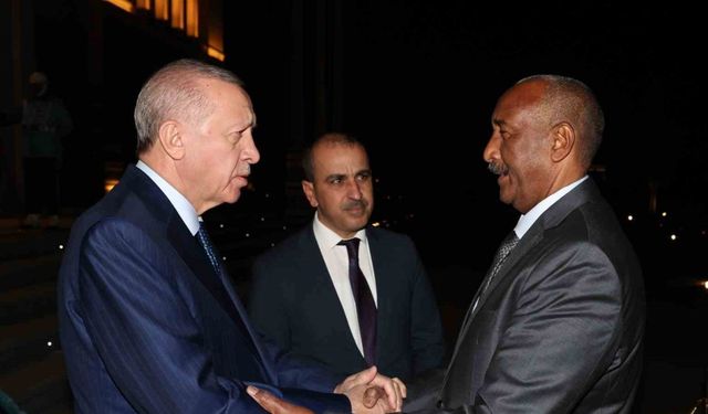 Cumhurbaşkanı Erdoğan, Sudan Egemenlik Konseyi Başkanı El Burhan ile görüştü