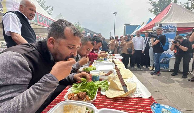 Depremden etkilenen illerin gastronomisi ‘Vefa Mutfağı’ ile Türk Mutfağı Haftası’nda yer aldı