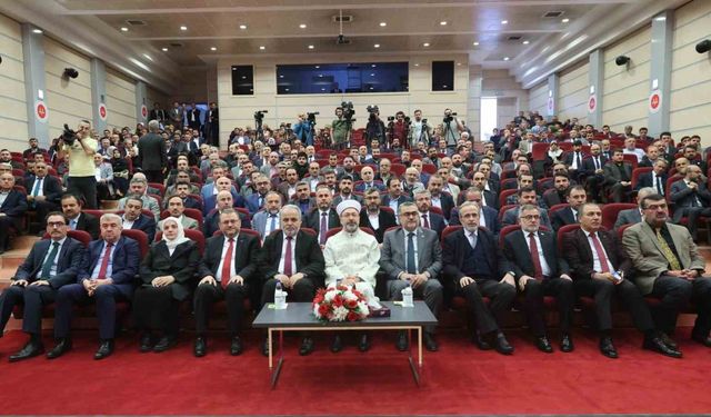 Diyanet İşleri Başkanı Erbaş, 2024 yılı vekaletle kurban kesim bedellerini açıkladı