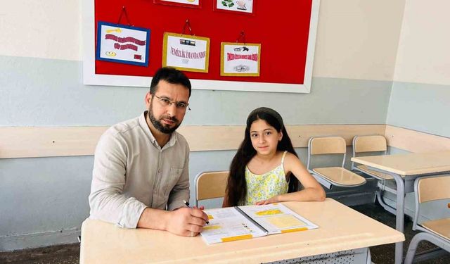 Diyarbakır’da 500 tam puan alan öğrencinin hayali Galatasaray Lisesi’nde okumak