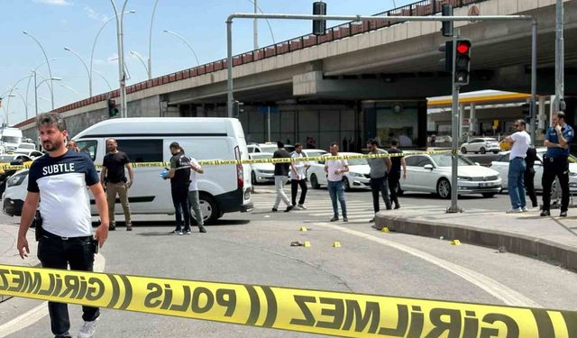 Diyarbakır’da bir avukat, tartıştığı eski eşinin yakınını silahla yaraladı