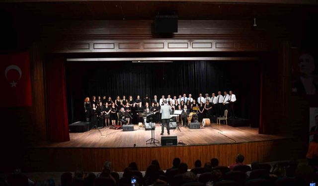 Esenyurt’ta “Anadolu’dan Türküler” programı düzenlendi