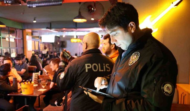 Eskişehir’deki eğlence mekânlarına polis ekiplerinden geniş çaplı denetim