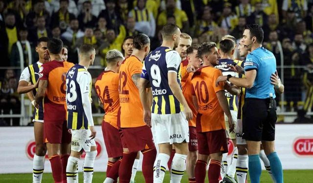 Galatasaray - Fenerbahçe derbisinde Arda Kardeşler düdük çalacak