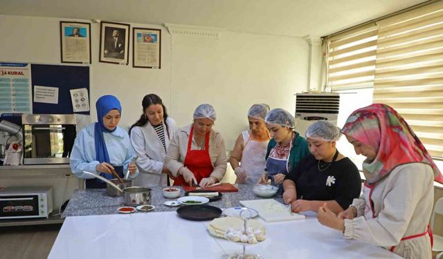 Gaziantep mutfağını ATASEM’de öğreniyorlar