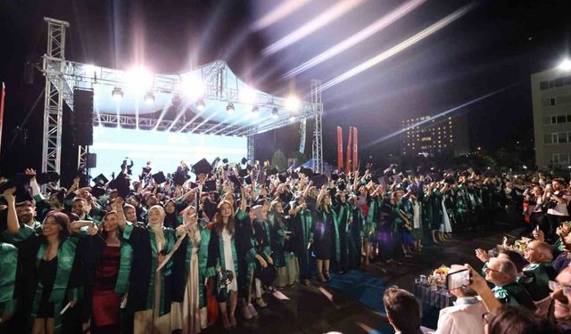 GİBTÜ’de mezuniyet töreni düzenlendi