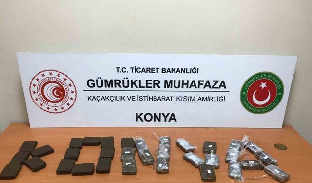 Gümrük Muhafaza ekipleri uyuşturucuya geçit vermiyor