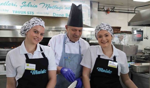 Hollandalı öğrenciler Türk mutfağını öğreniyor