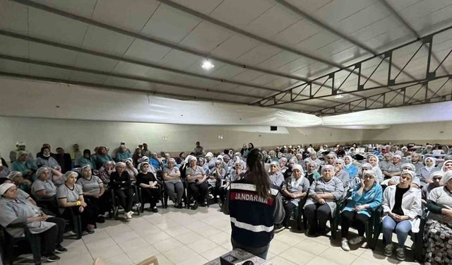 İncir fabrikasında ‘madde bağımlılığı’ eğitimi