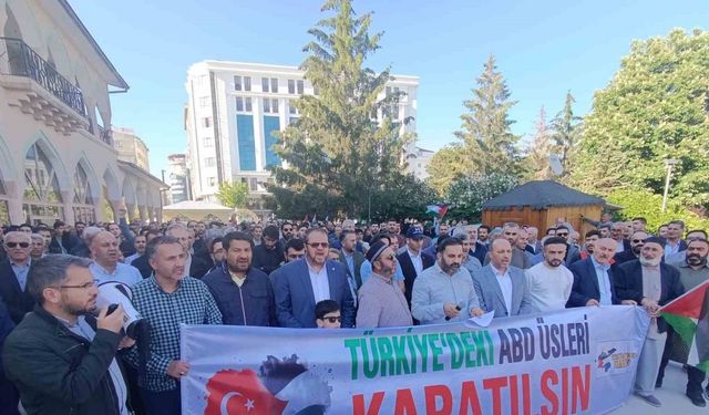 İsrail’in çadır kentteki katliamı Van’da protesto edildi