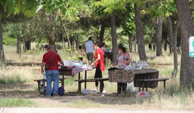 İzmir Valiliğinden ormanlık alanlara giriş yasağı