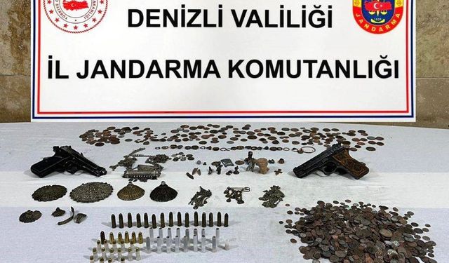 Jandarmanın operasyonunda çok sayıda tarihi eser ele geçirildi