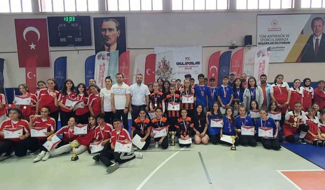 Karaman’da düzenlenen Oturarak Voleybol Türkiye Şampiyonası sona erdi