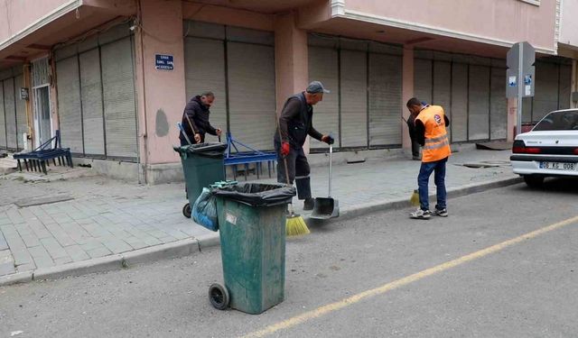 Kars Belediyesi’nden temizlik kampanyası