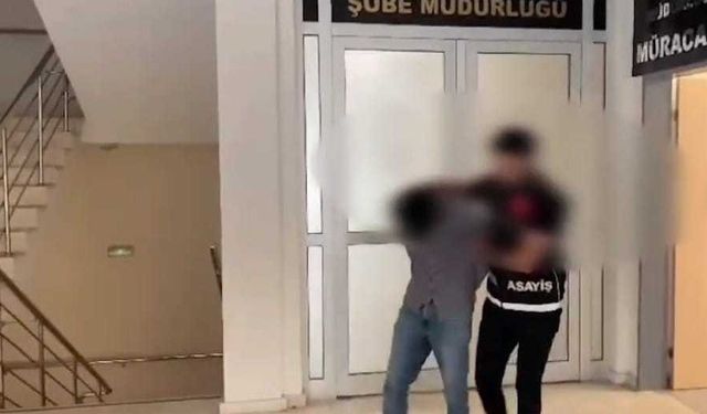 Kendisini MİT Başkanı olarak tanıtıp vatandaşın 1 milyon 500 bin TL’yi aldı, 150 bin doları alırken suçüstü yakalandı