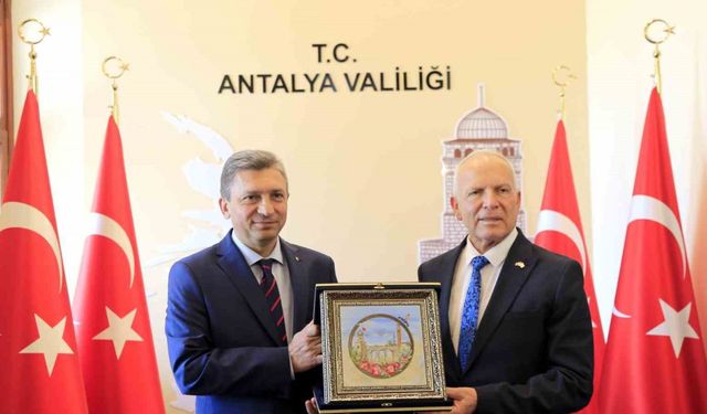 KKTC Meclis Başkanı Töre, Vali Şahin ile bir araya geldi