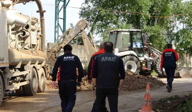 Kocaeli’de doğalgaz borusu delindi: Sızıntı ekipleri harekete geçirdi