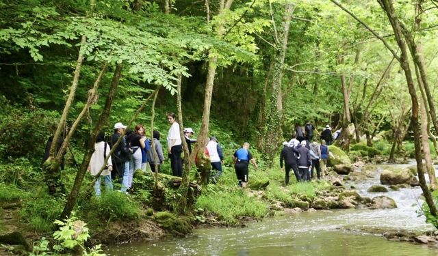 Körfez’in doğal güzelliklerinde trekking keyfi