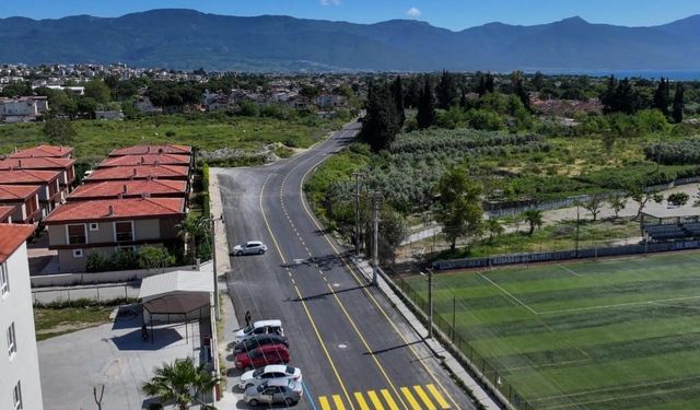 Kuşadası Belediyesi yol yapım sezonuna hızlı başladı