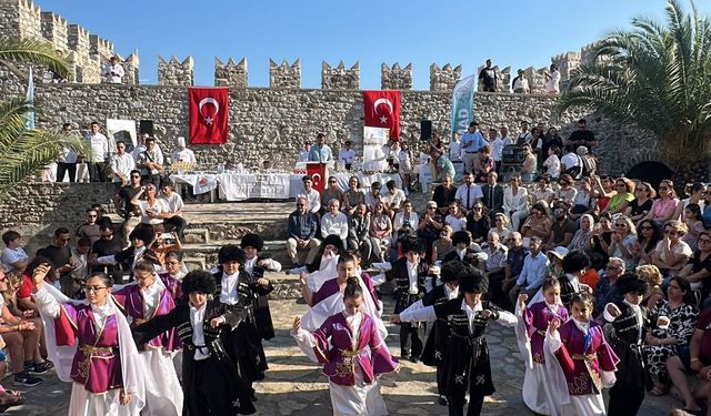 Marmaris Kalesi’nde asırlık tarifler ile Türk Mutfağı Haftası etkinliği düzenlendi